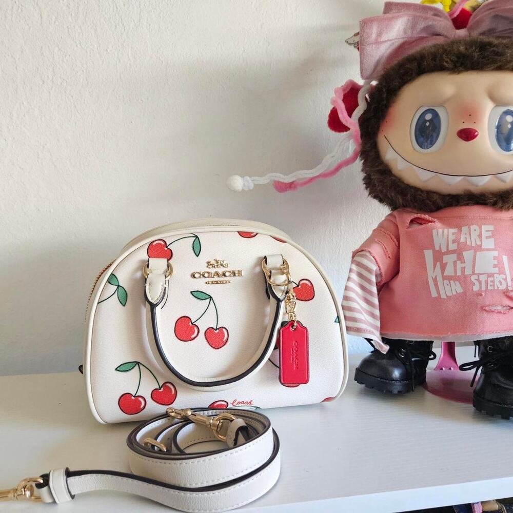 Coach sydney satchel with cherry